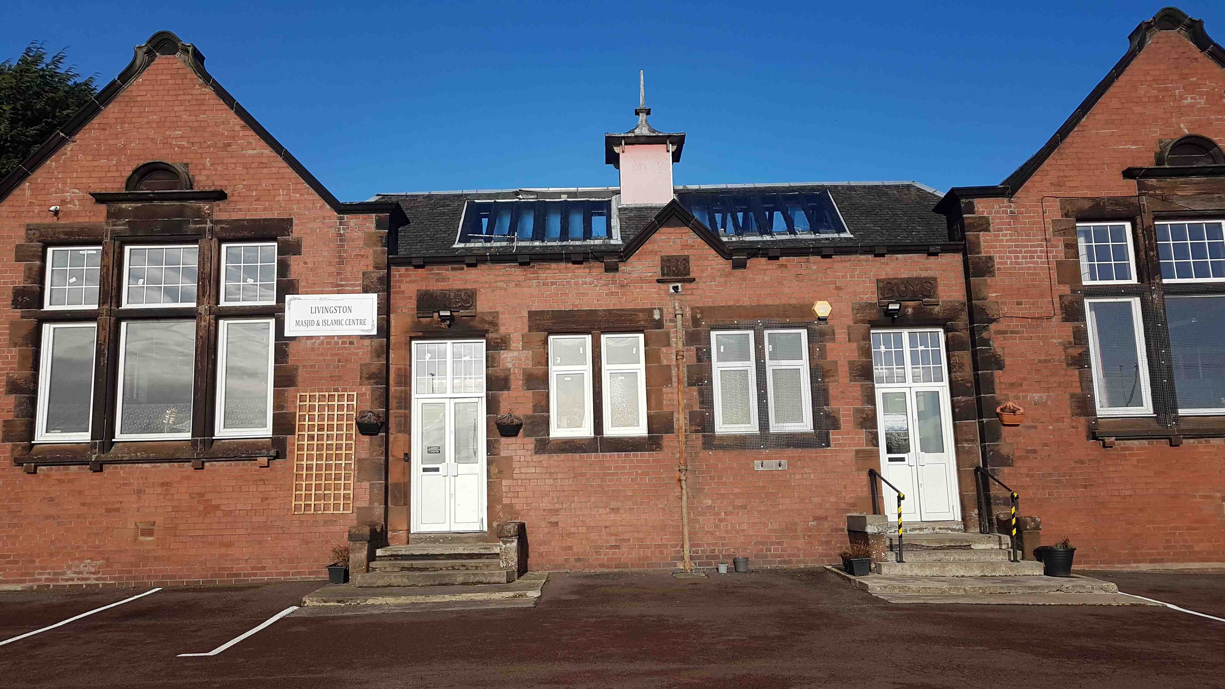 Livingston Islamic Centre & Mosque : image 1