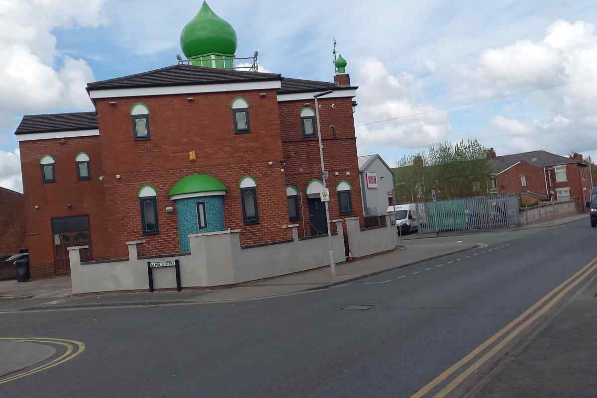 raza-mosque