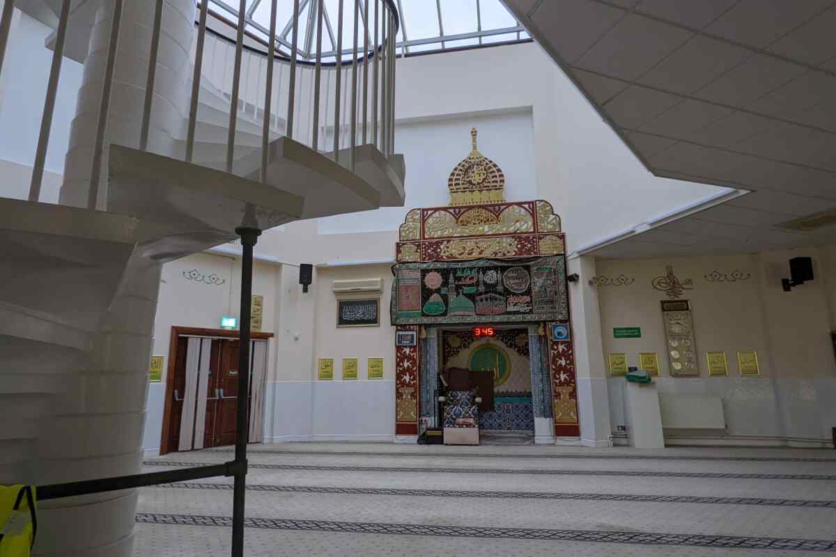 Central Mosque of Brent : image 4