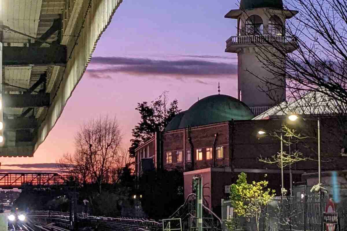 Central Mosque of Brent : image 6