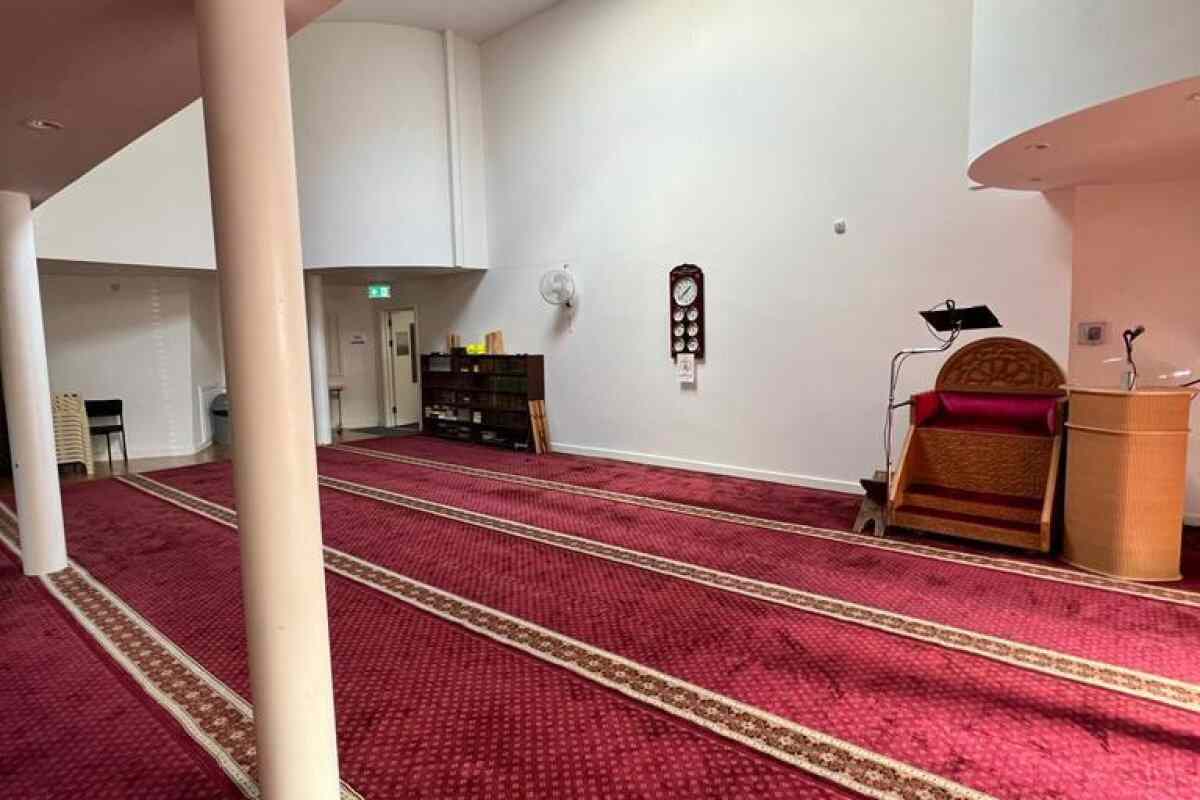 Eastbourne Mosque : image 3