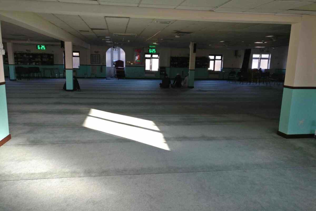 Bury Park Mosque : image 5