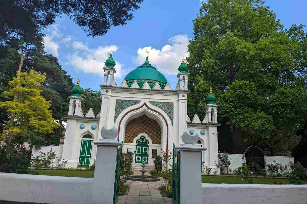 Shah Jahan Mosque : image 1