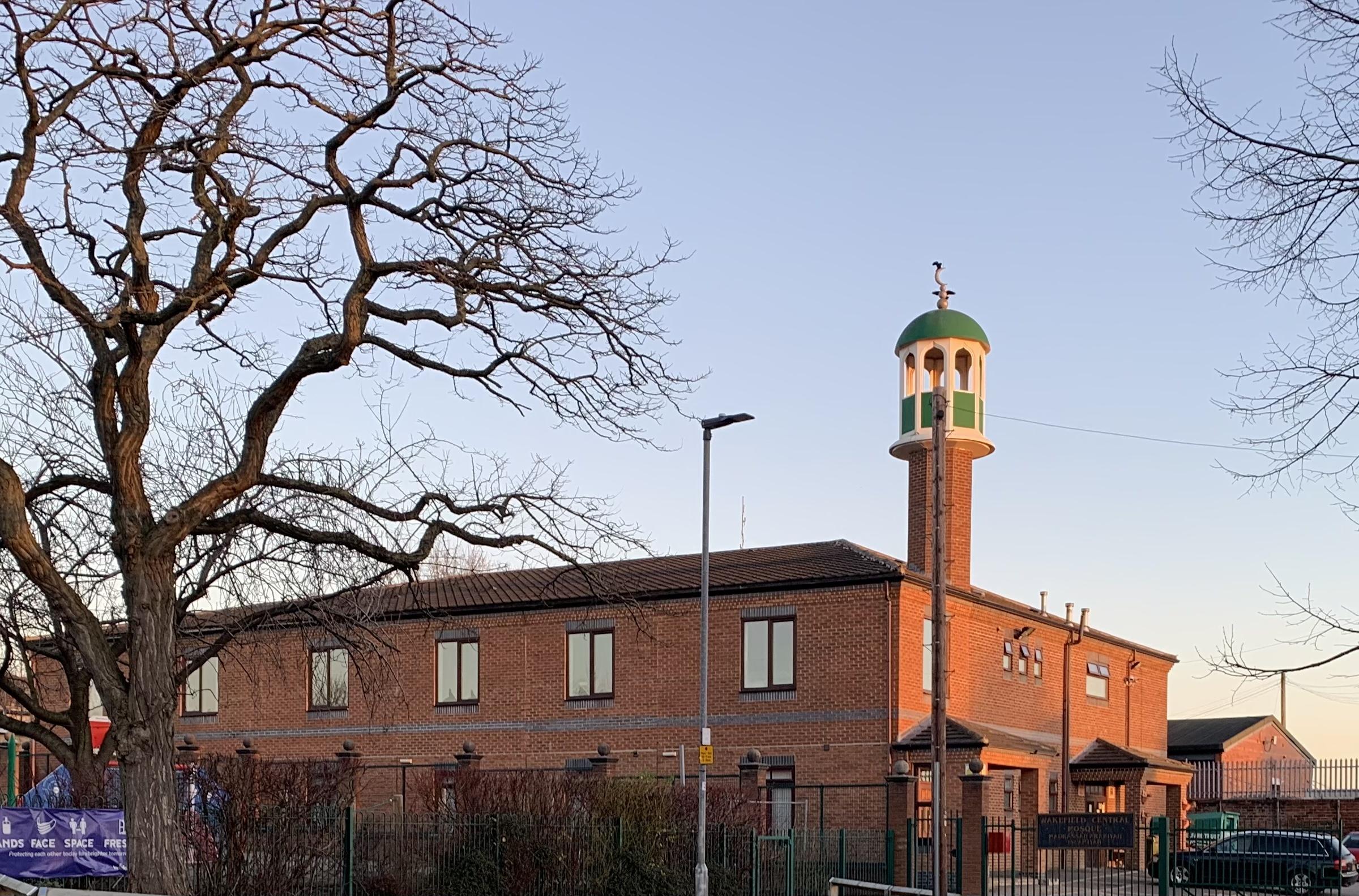 Wakefield Central Mosque : image 1