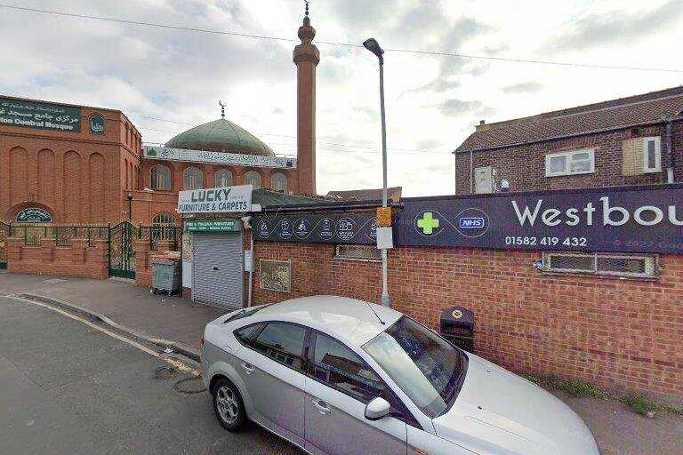 Luton Central Mosque : image 3