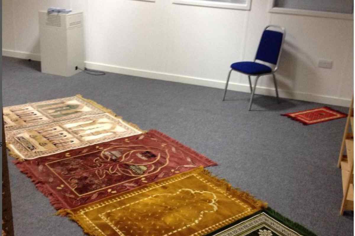 muslim-prayer-room