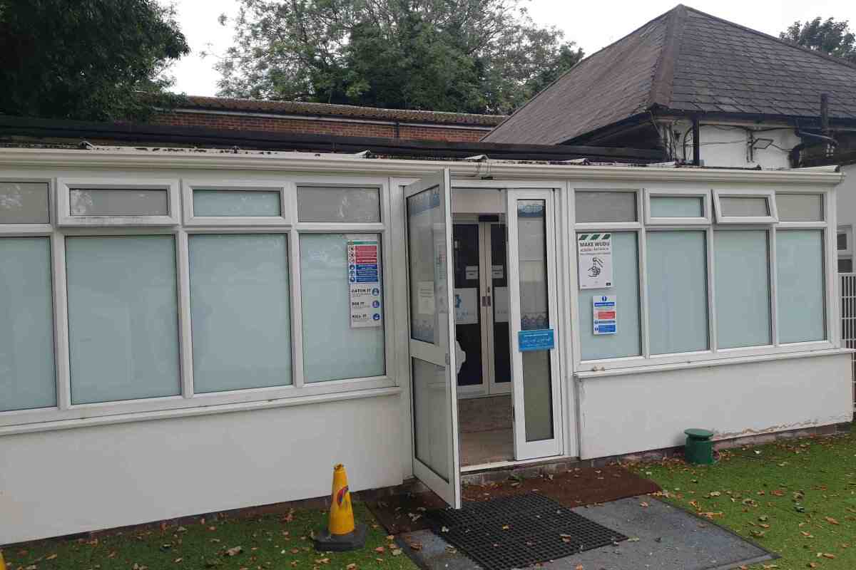 Leagrave Hall Masjid : image 5