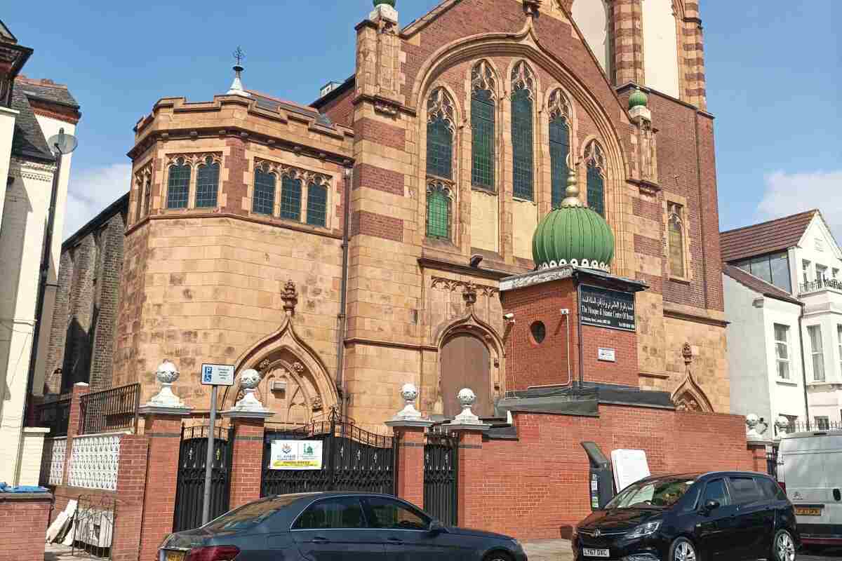 the-mosque-and-islamic-centre-of-brent