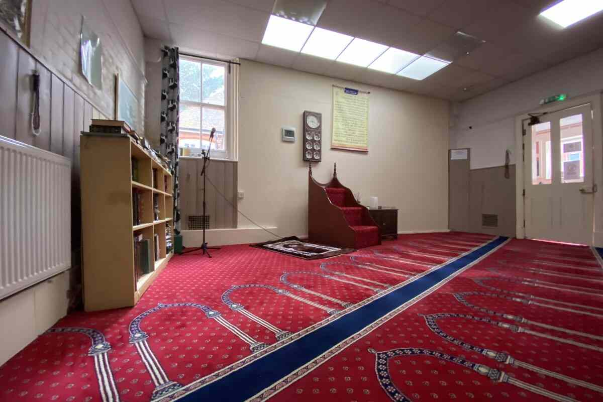 Camberley Mosque : image 3