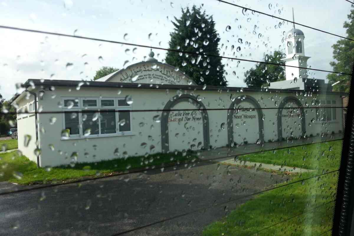 Noor Mosque (AMA UK) : image 5