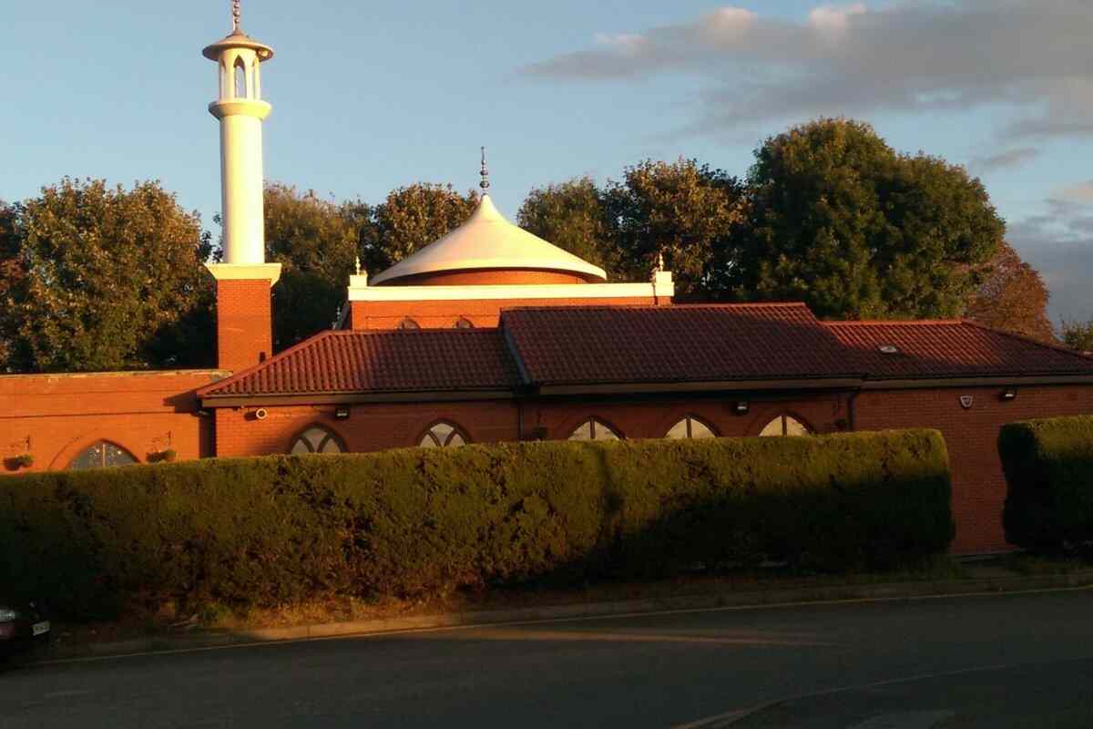 Aylesbury Central Mosque : image 4