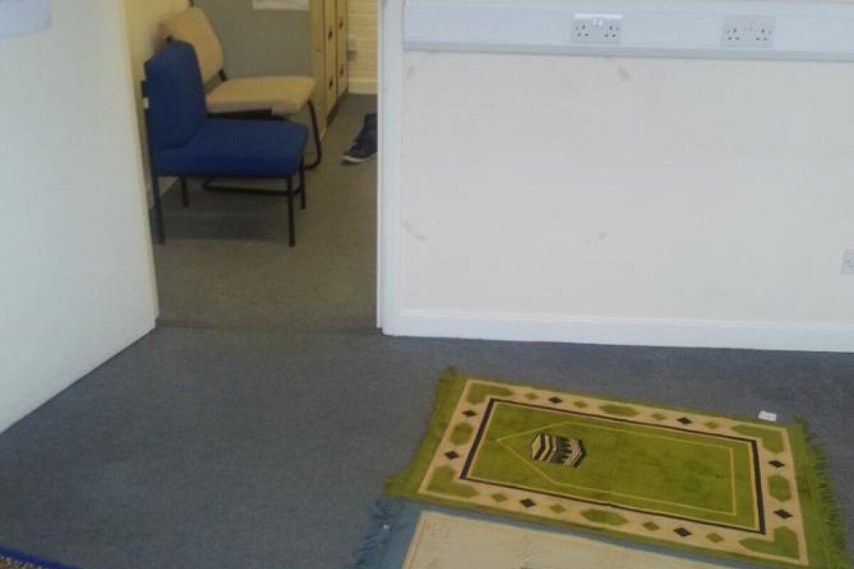 Muslim Prayer Room (Watts, Level 4) : image 2