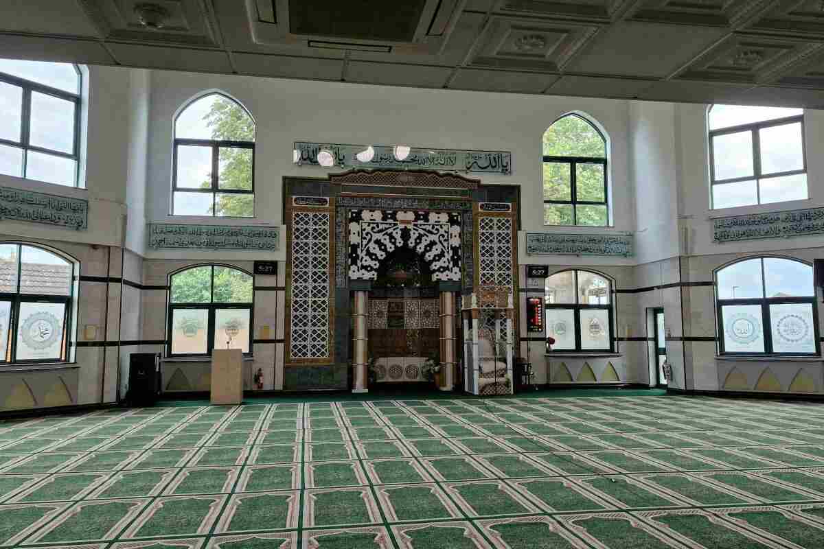 Faizan E Madina Mosque : image 3