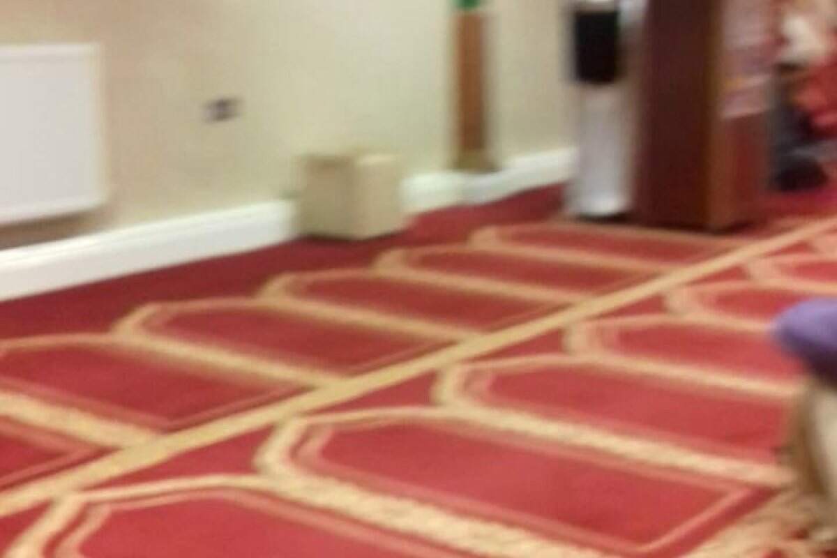 Jamia Masjid Minhaj-ul-Quran, Nelson UK : image 5