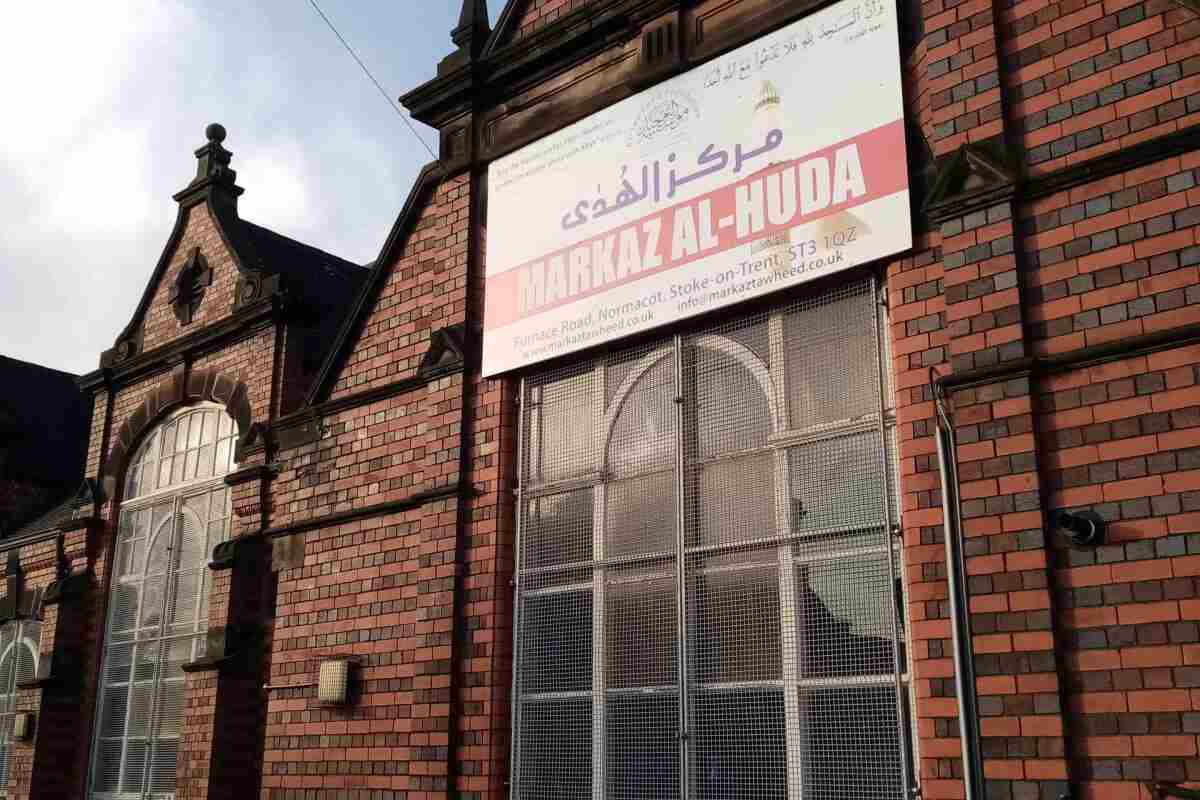 markaz-al-huda-masjid-longton-stoke-on-trent