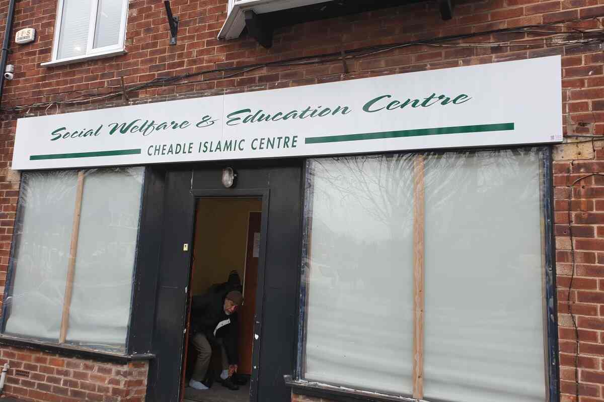 Gatley mosque : image 2