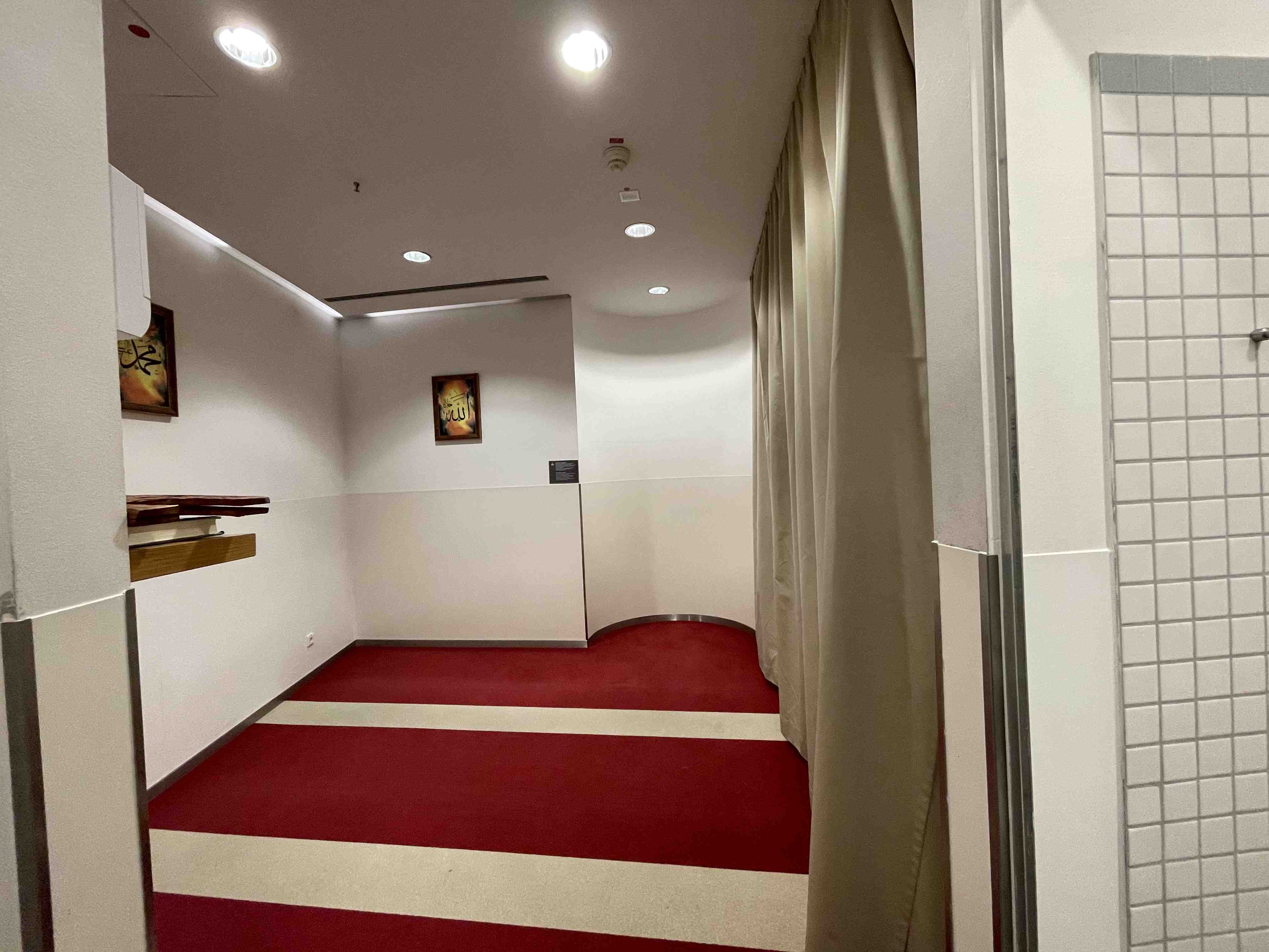 prayer-room-mosque