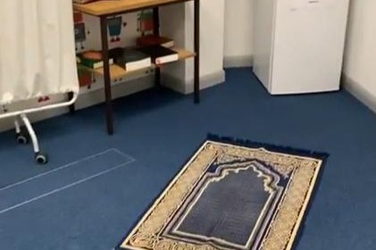 Muslim Prayer Room : image 2