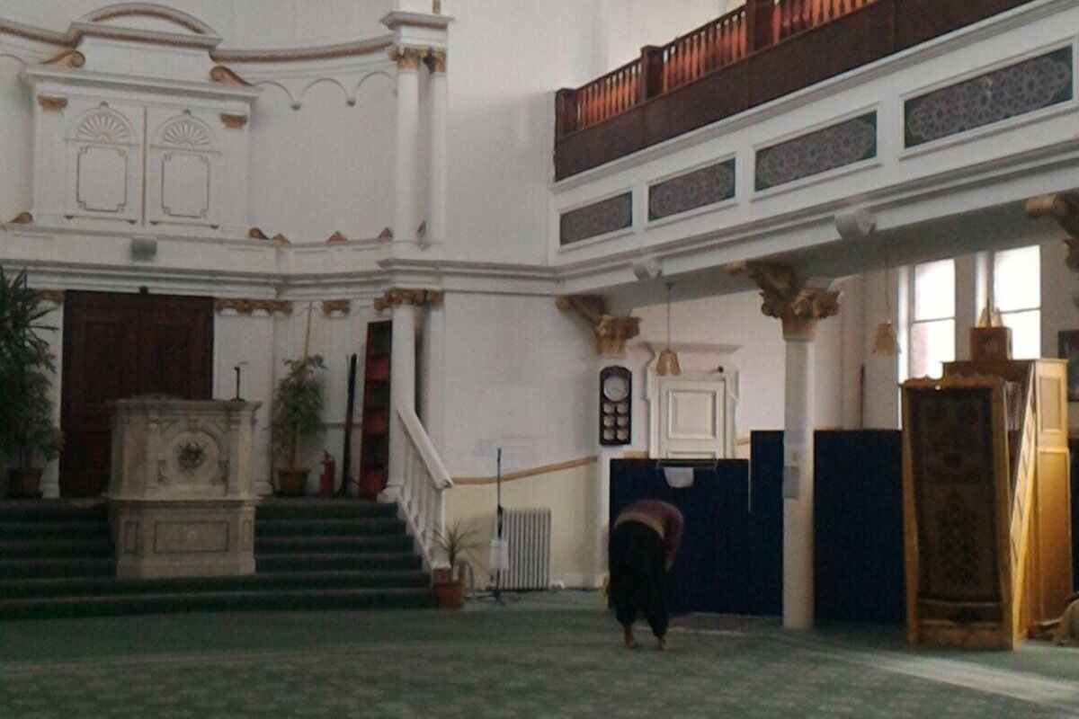 London Islamic Turkish Association Mosque : image 5