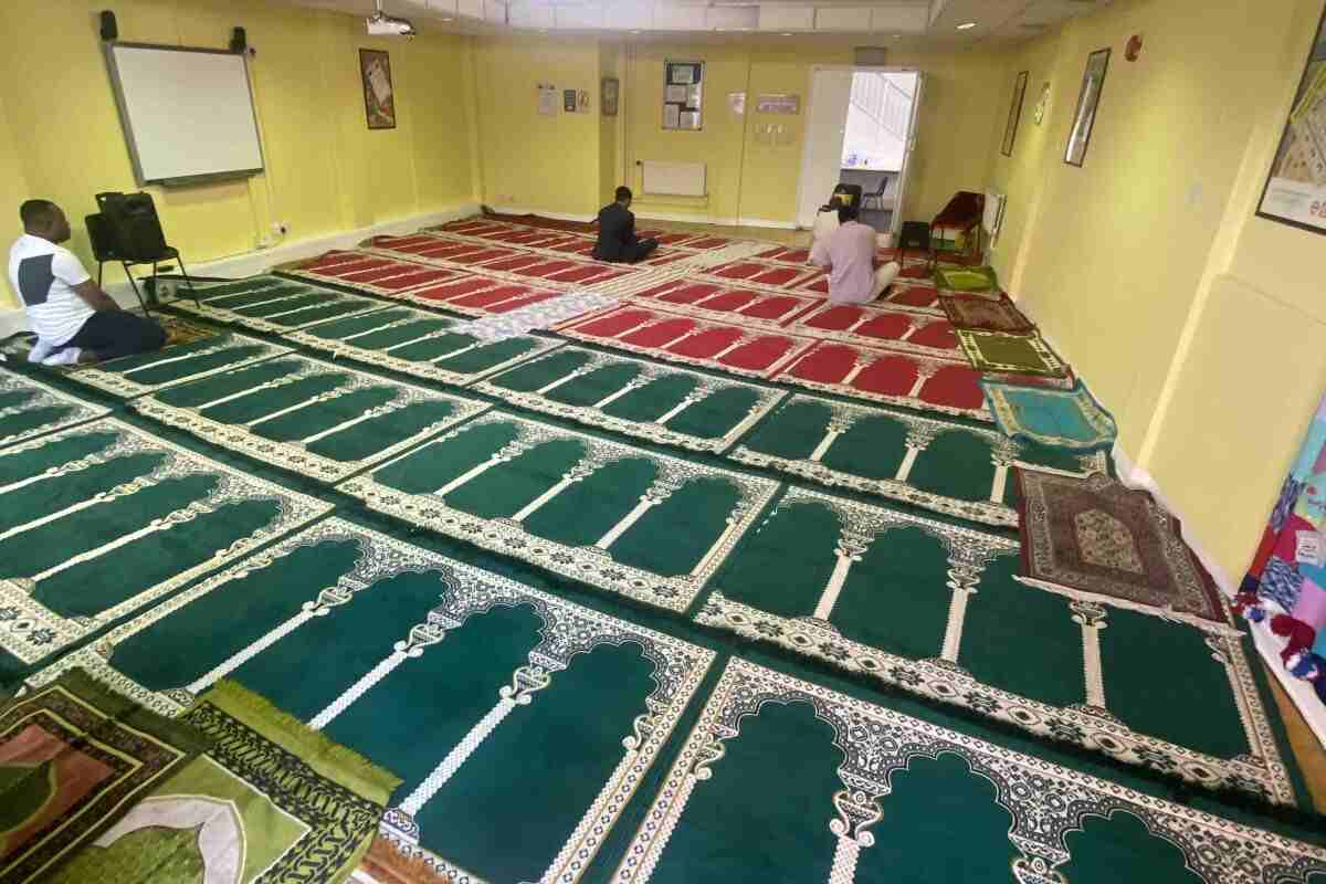 Jummah Salah in Basement (The Abbey Centre) : image 4