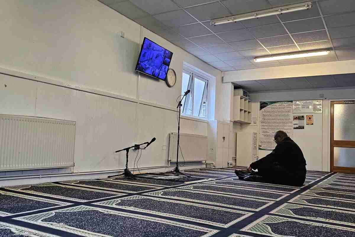 Albirr Foundation Mosque Basingstoke : image 6