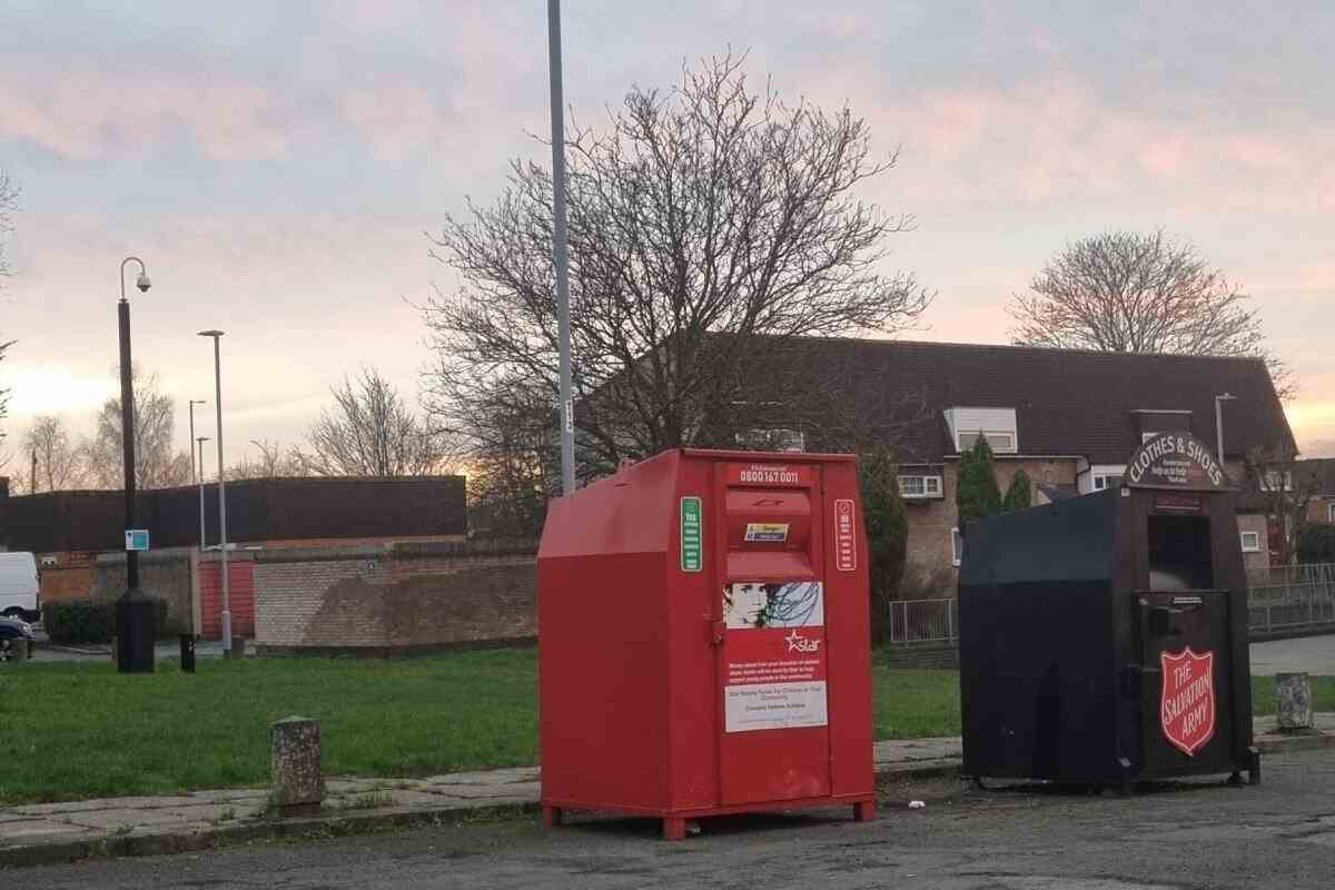 Park Farm Community Centre and Tamworth mosque : image 3