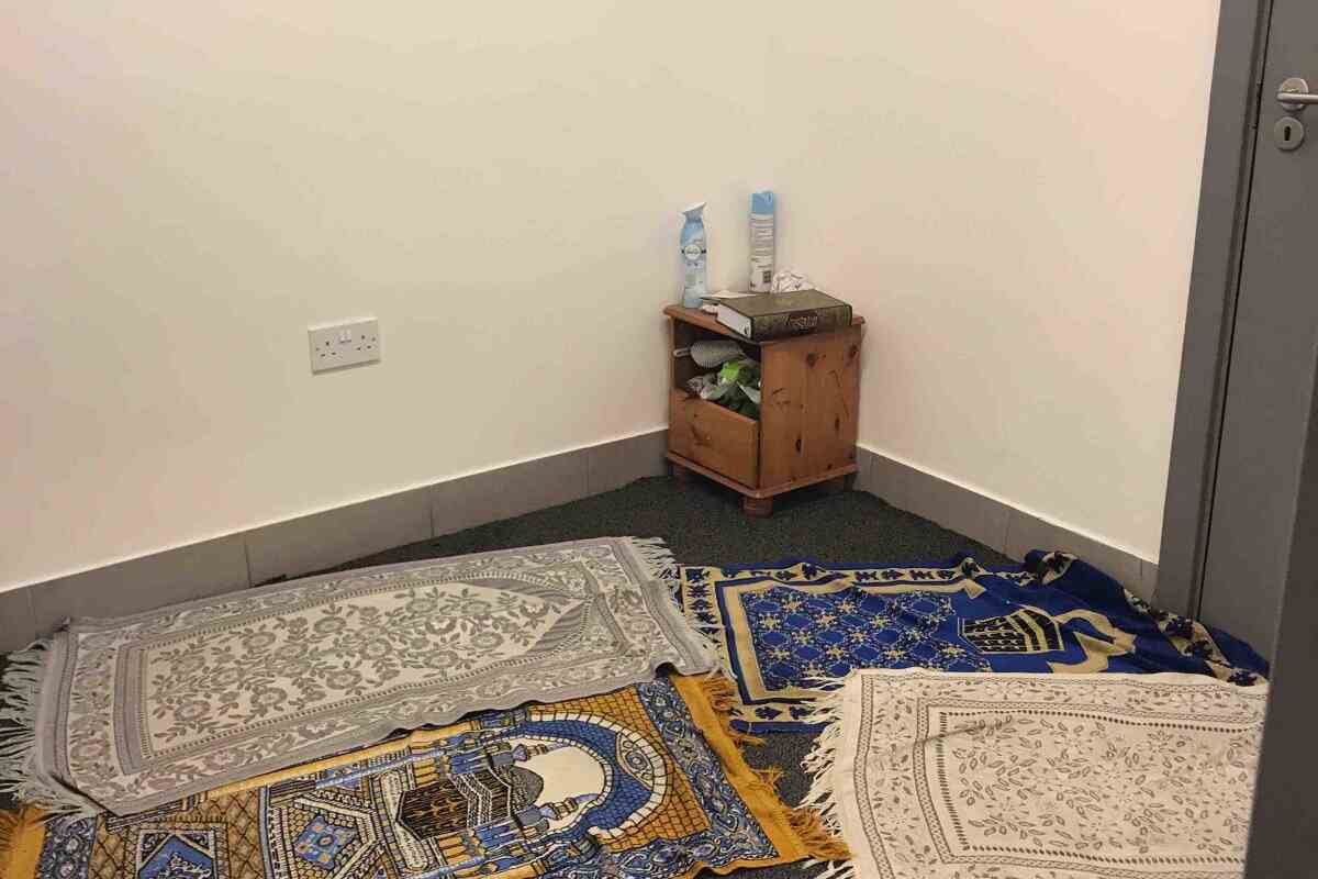 Roosters Muslim Prayer Room : image 4