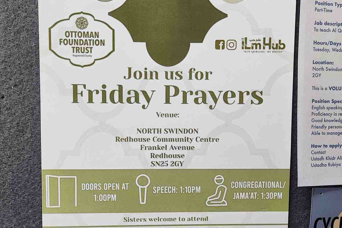 Jumuaah Salah/Friday Prayer in Redhouse Community Centre : image 2