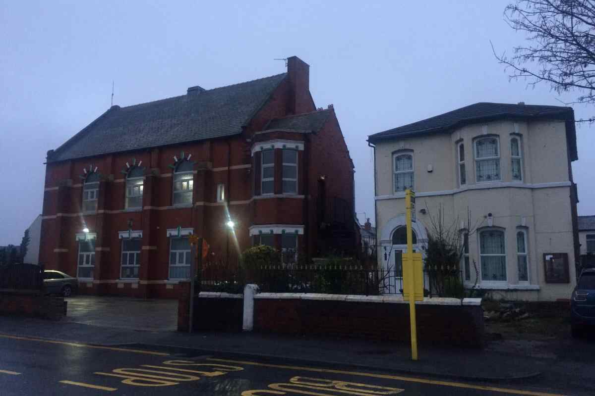 Southport Islamic Society Mosque : image 5