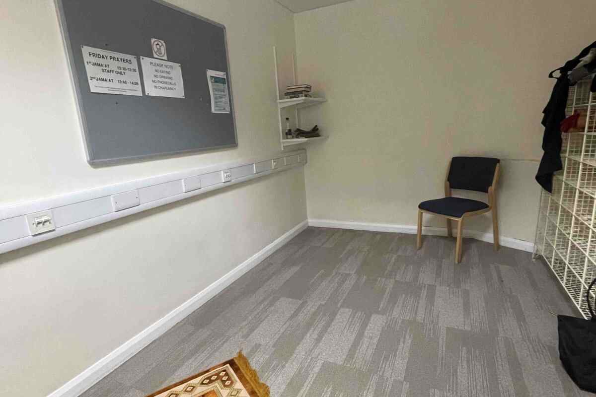 UCLH Muslim Prayer Room for Staff & Visitors : image 4