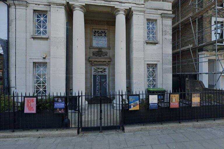 muslim-prayer-room-only-jummah