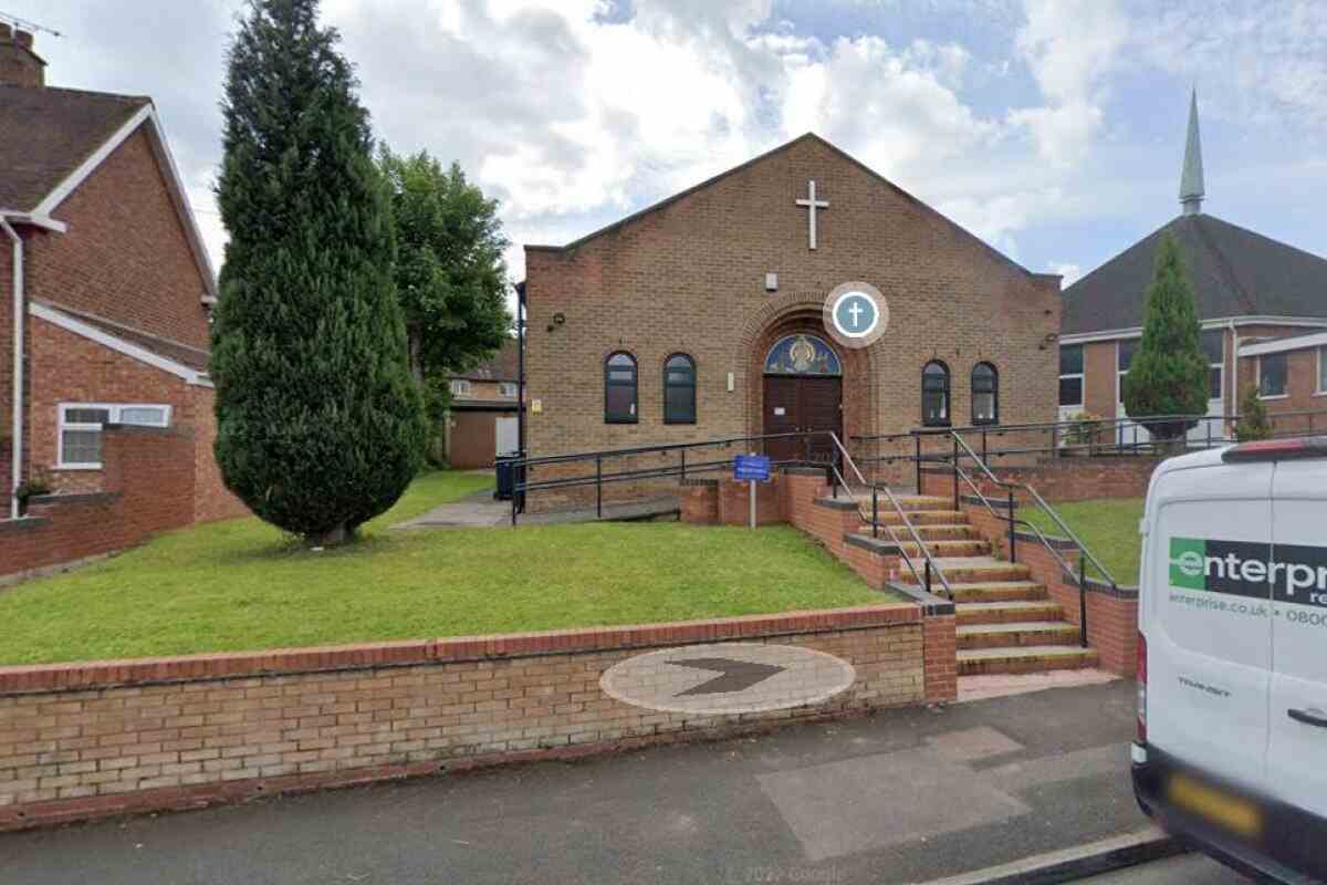 jummah-salah-friday-prayer-in-parish-hall