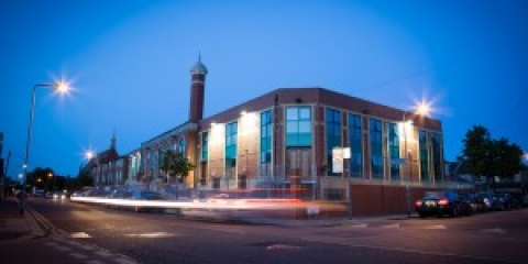 Ilford Islamic Centre : image 1