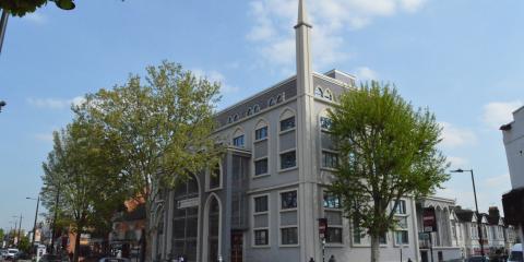 Abubakr Mosque, Southall : image 1