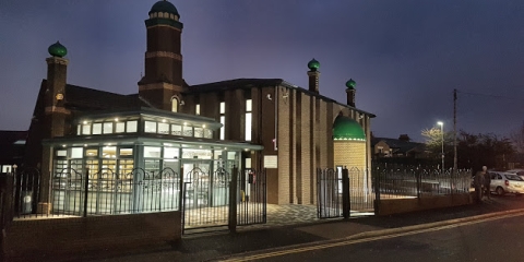 Quwwatul Islam Masjid : image 1