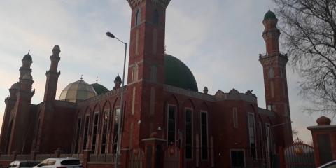 Al-Jamia Suffa-Tul-Islam Grand Mosque : image 2