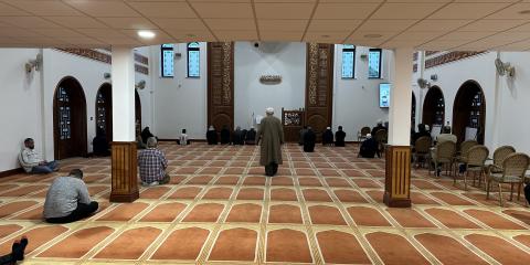 Palmers Green Mosque : image 1