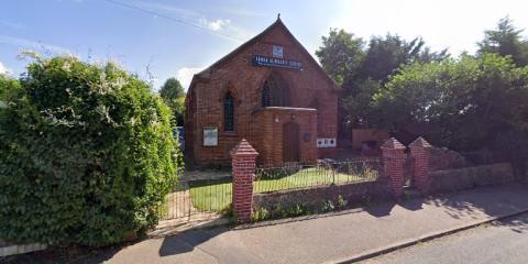 Siddiqa Nawaz Mosque & Community Centre : image 1