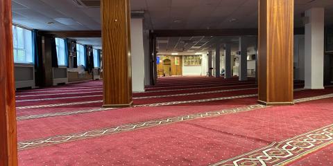 West London Islamic Cultural Centre Mosque : image 2