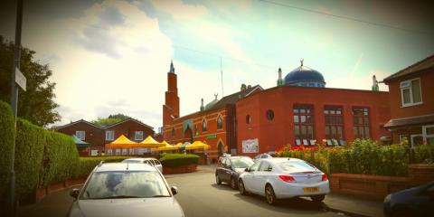 Shahjalal Mosque and Islamic Centre : image 3