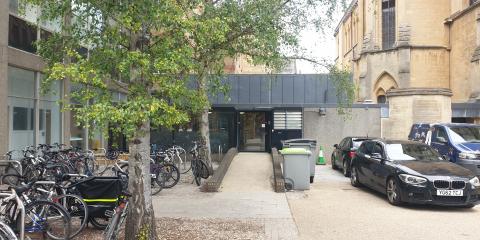 Oxford University Muslim Prayer Room & Mosque : image 5