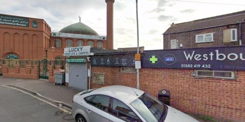 Luton Central Mosque : image 3