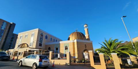 London Islamic Cultural Society and Mosque : image 1