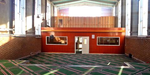 Corby Central Masjid : image 3