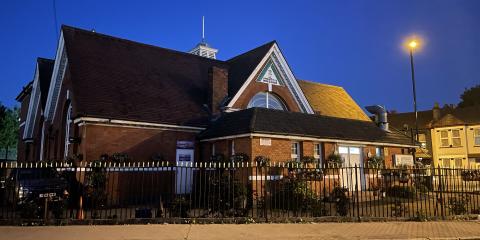 Baitus Subhan Mosque (AMA UK) : image 1