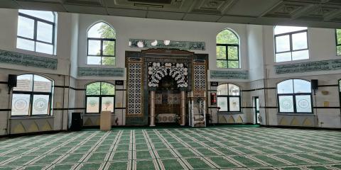 Faizan E Madina Mosque : image 3