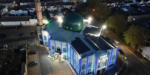 Faizan E Madina Mosque : image 6