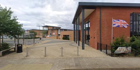 Jummah Salah in Kingsmere Community Centre : image 1