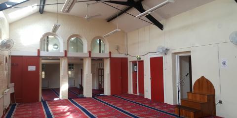 Albirr Foundation Mosque Basingstoke : image 1