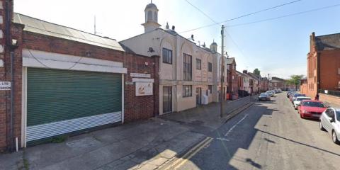 Leicester Mosque, Baitul Ikram : image 6